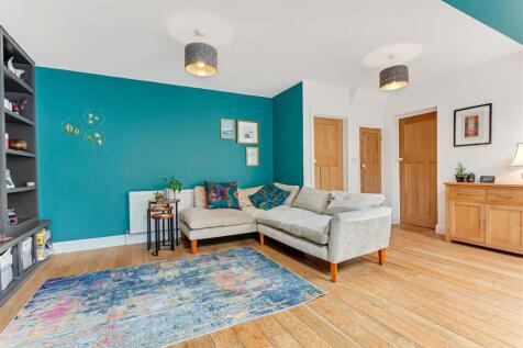 lounge area.jpg