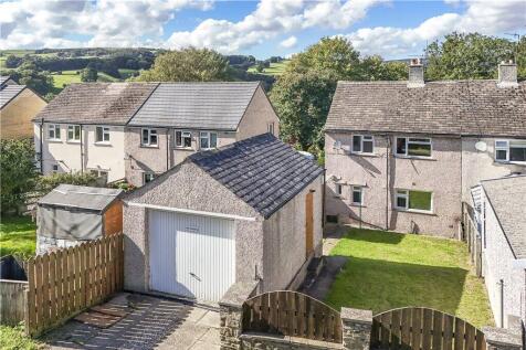 Rear Garden & Garage
