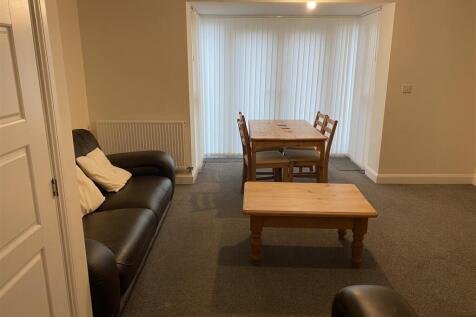 Living / Dining Room