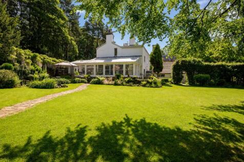 Byrons Wood House