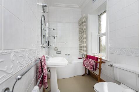 En Suite Bathroom