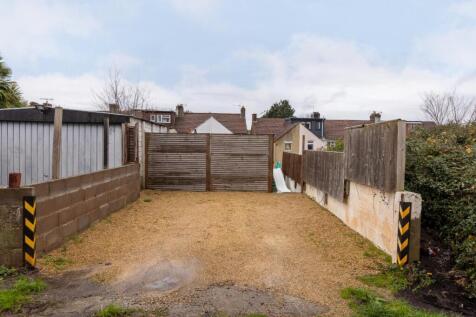 199 Luckwell Road, BS3-36.jpg