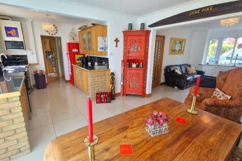 Kitchen / Dining Room / Sitting Room