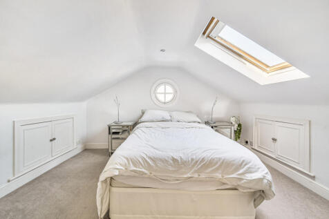 1362177-12-68e3eb...