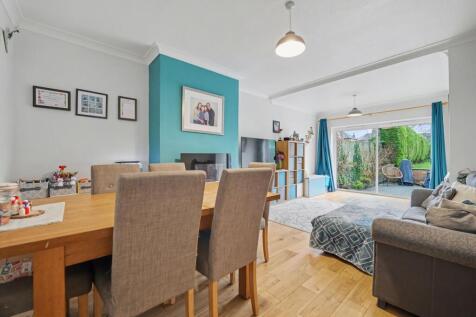 LIVING DINING ROOM
