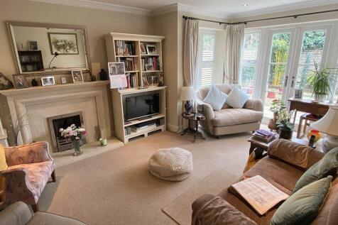 sitting room.jpg