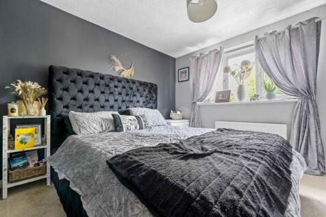 Morgan Close, Bla...