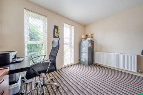 41 Pennine Way, Ashby