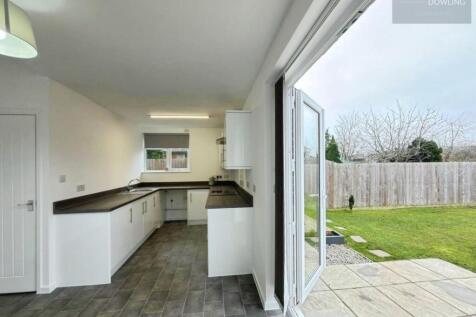 Kitchen/ Breakfast Room