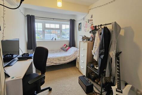 RECEPTION/BEDROOM FOUR