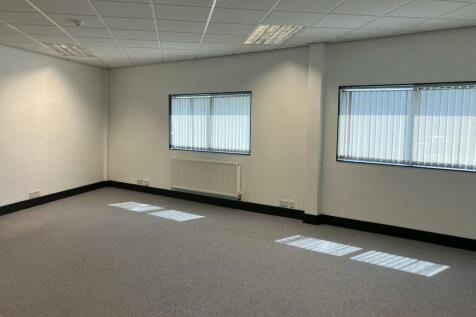 Office to rent in hessle