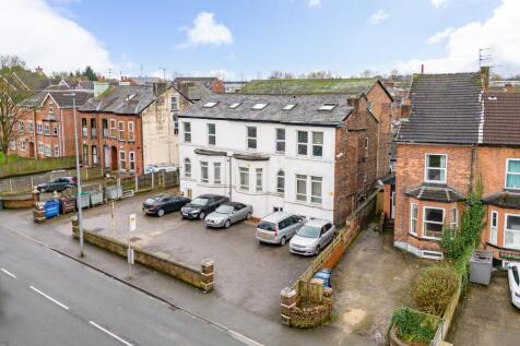 33 bed, 15 bath Detached in Manchester - Photo 23