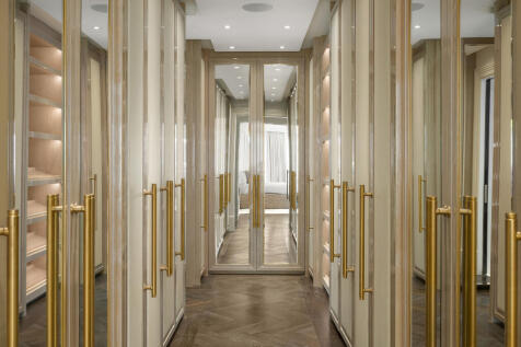 6 bed, 7 bath House in London - Photo 6