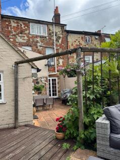 14 Castle Street rear garden.jpeg