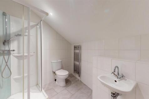Chester Street 21a Ensuite.jpg