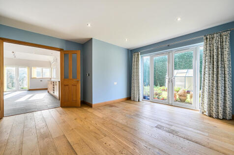 1376005-17-6915d6...