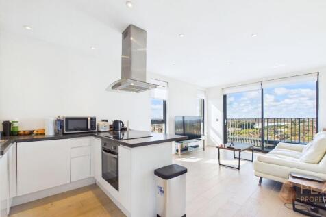 Open Plan Kitchen / Living Room