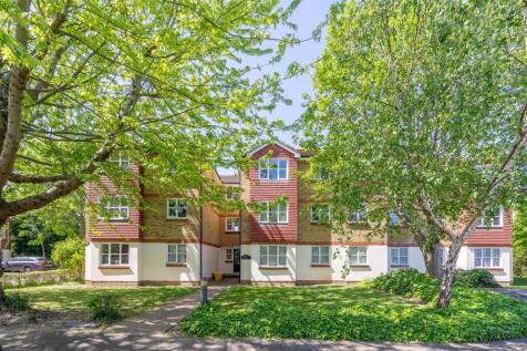 15 Richardson House, Malting Way, TW7 6SD1.jpg