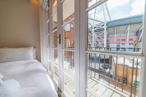 Award-winning Media team on EVERY Listing_25