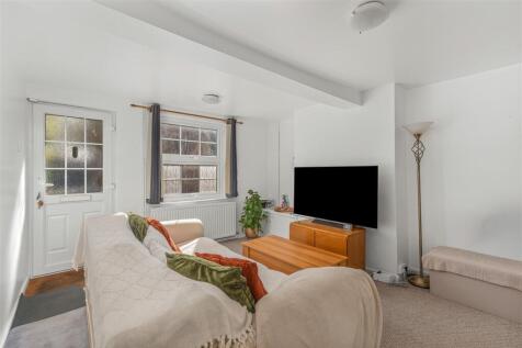116 Broughton Road, Banbury-5.jpg