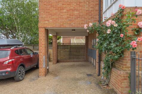 Saltway Court, West Cliff, Whitstable