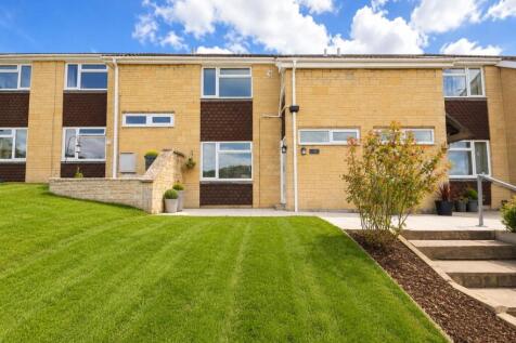 17 Court Orchard - Front..jpeg