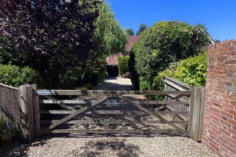 Gated Entrance.JPEG