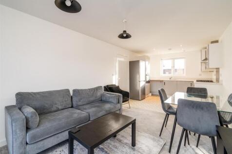 73 Newman Square_9.jpg