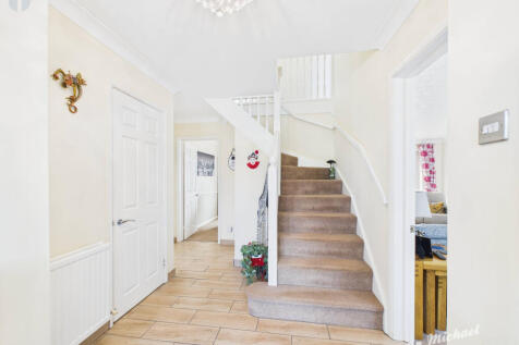 CAM03218G0-PR0690-STILL002