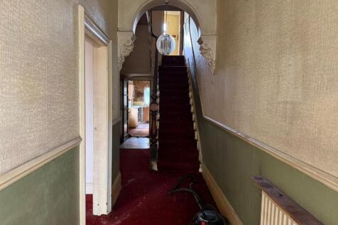 hallway2.jpeg