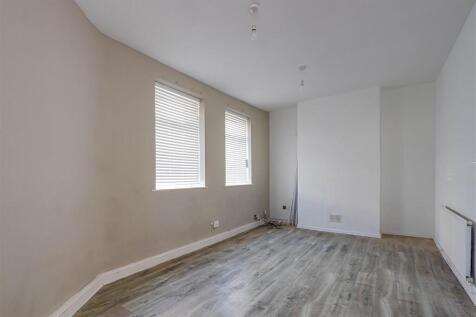 Barry Road -2.jpg