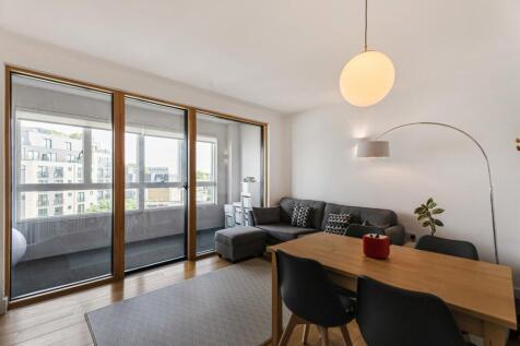 Reception/Kitchen