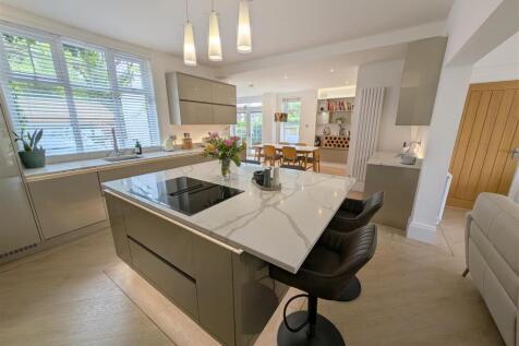 Kitchen, Dining and Garden Room