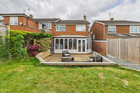 CAM04968G0-PR0044-STILL021