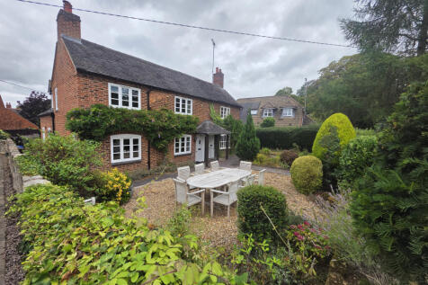 Semi-Detached Cottage