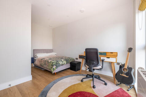 2 bed, 2 bath Flat in manchester - Photo 10