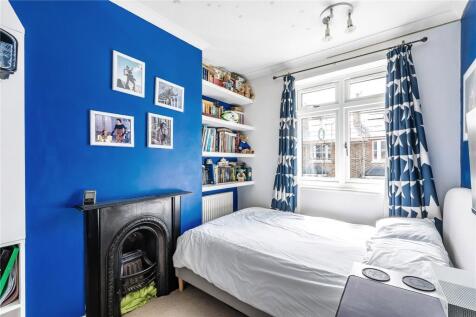 Sitting Roombedroom