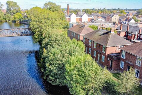 Riverside Close Drone Shot 2020-2.jpg