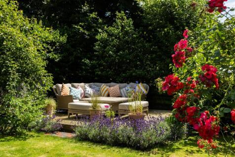 The Old Post Office, Hill Road