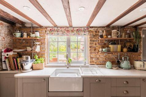 Kitchen Dining Room (2)