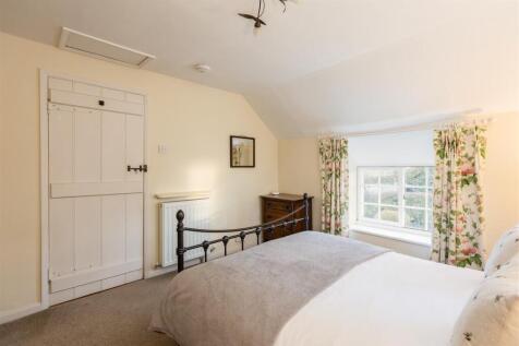 Corner Cottage-2.jpg