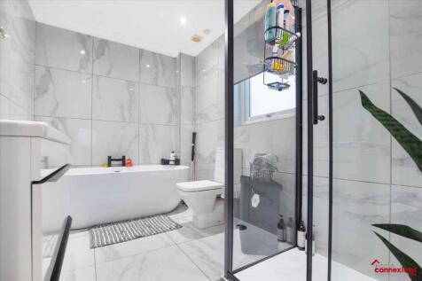 En-Suite (1)