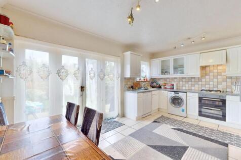 21-Tenterden-Road-02262025_220325 3.jpg