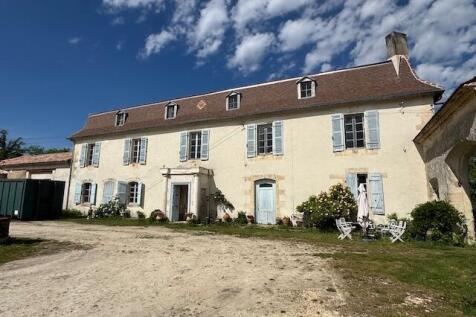 Property Image 1