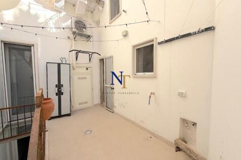 Private outdoor spac