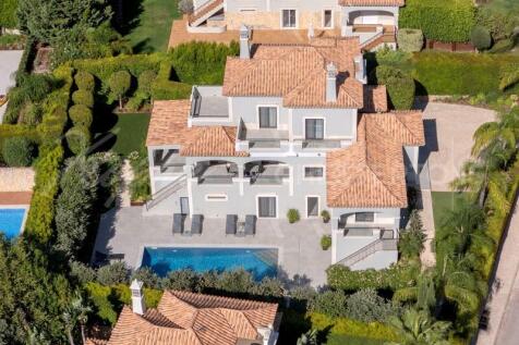 The Crest Fully Renovated 5 bed Villa For Sale (9)