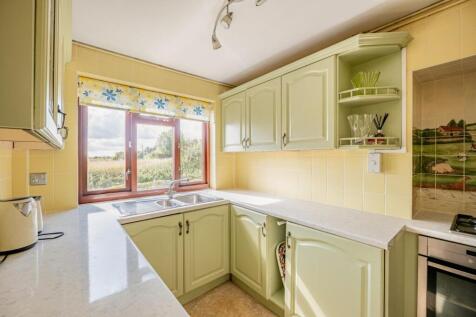 Kitchen 3.jpg