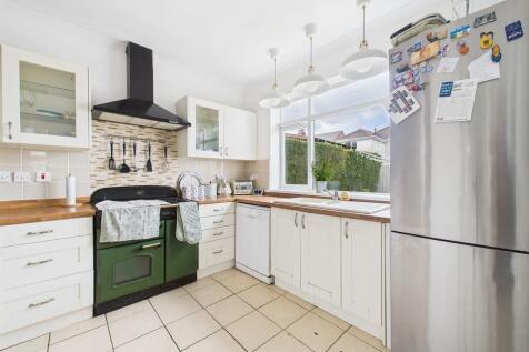 CAM02089G0-PR0546...