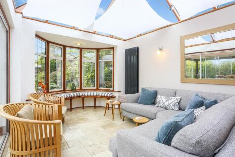 1548903635 - WESTCOTT WAY, SM2 - 15.jpg