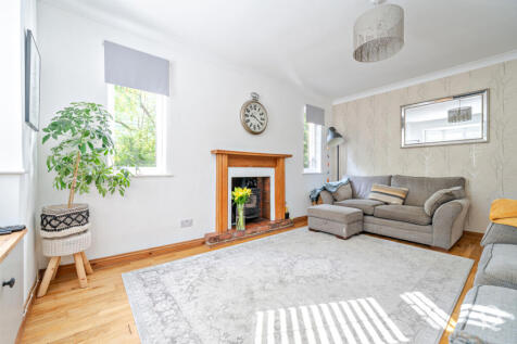 637373c8-4f16-44e...